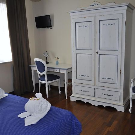 Stupor Mundi Bed&Breakfast Palermo Ruang foto