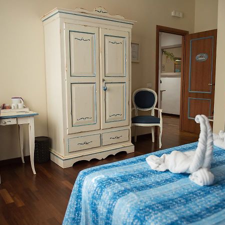 Stupor Mundi Bed&Breakfast Palermo Bagian luar foto