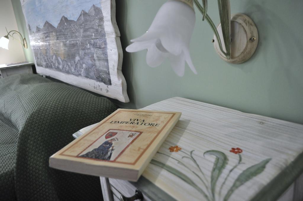 Stupor Mundi Bed&Breakfast Palermo Bagian luar foto