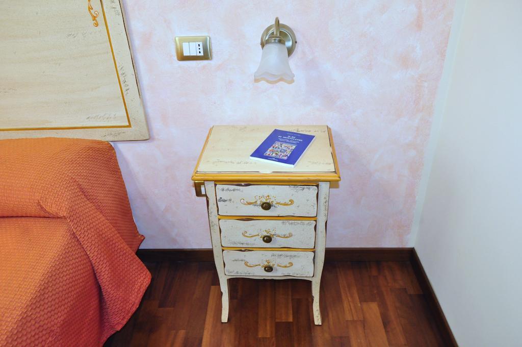 Stupor Mundi Bed&Breakfast Palermo Ruang foto